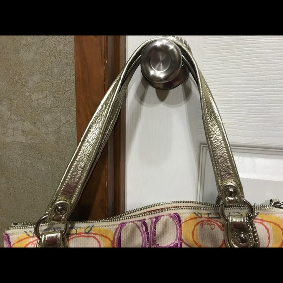 Authentic Coach Purse - Picture 3 of 7